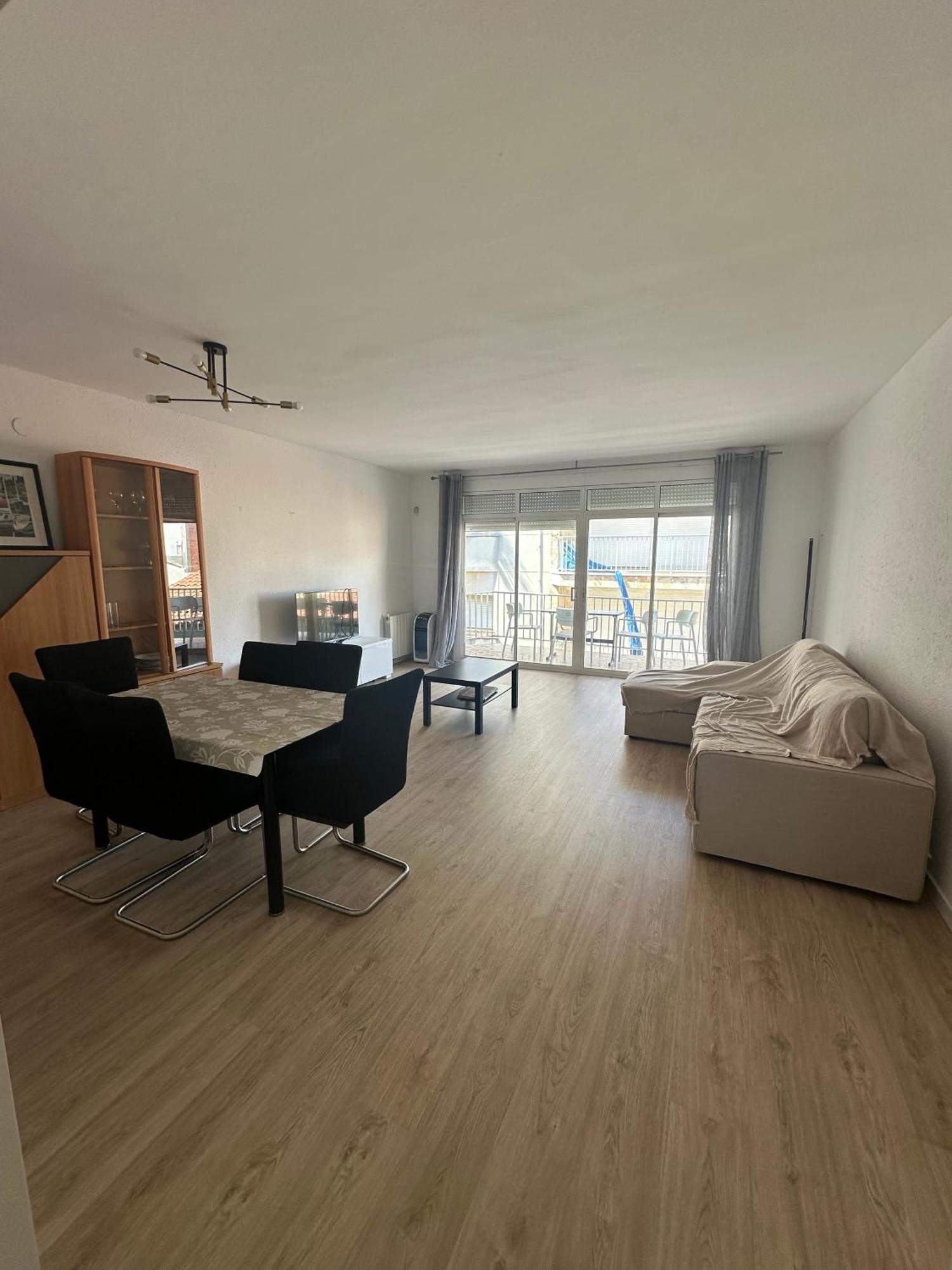 Calafell Beach Apartment *